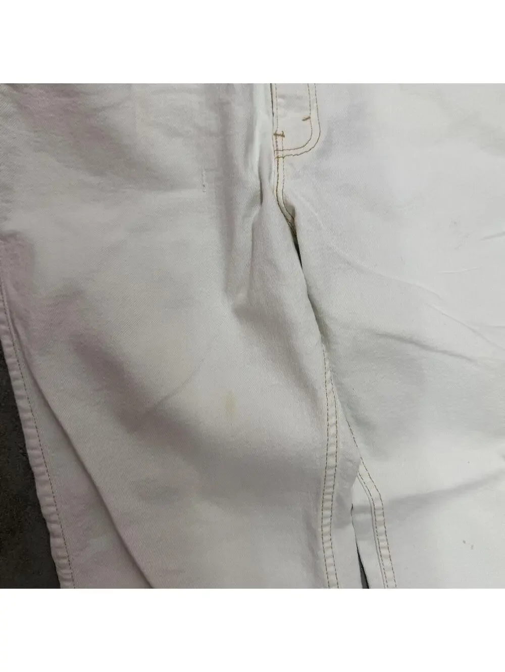 vintage levis made in usa white relaxed baggy fit jeans size 36 x 32
